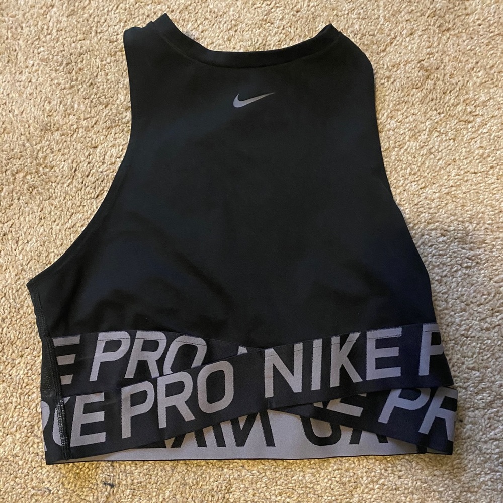 nike crop top
